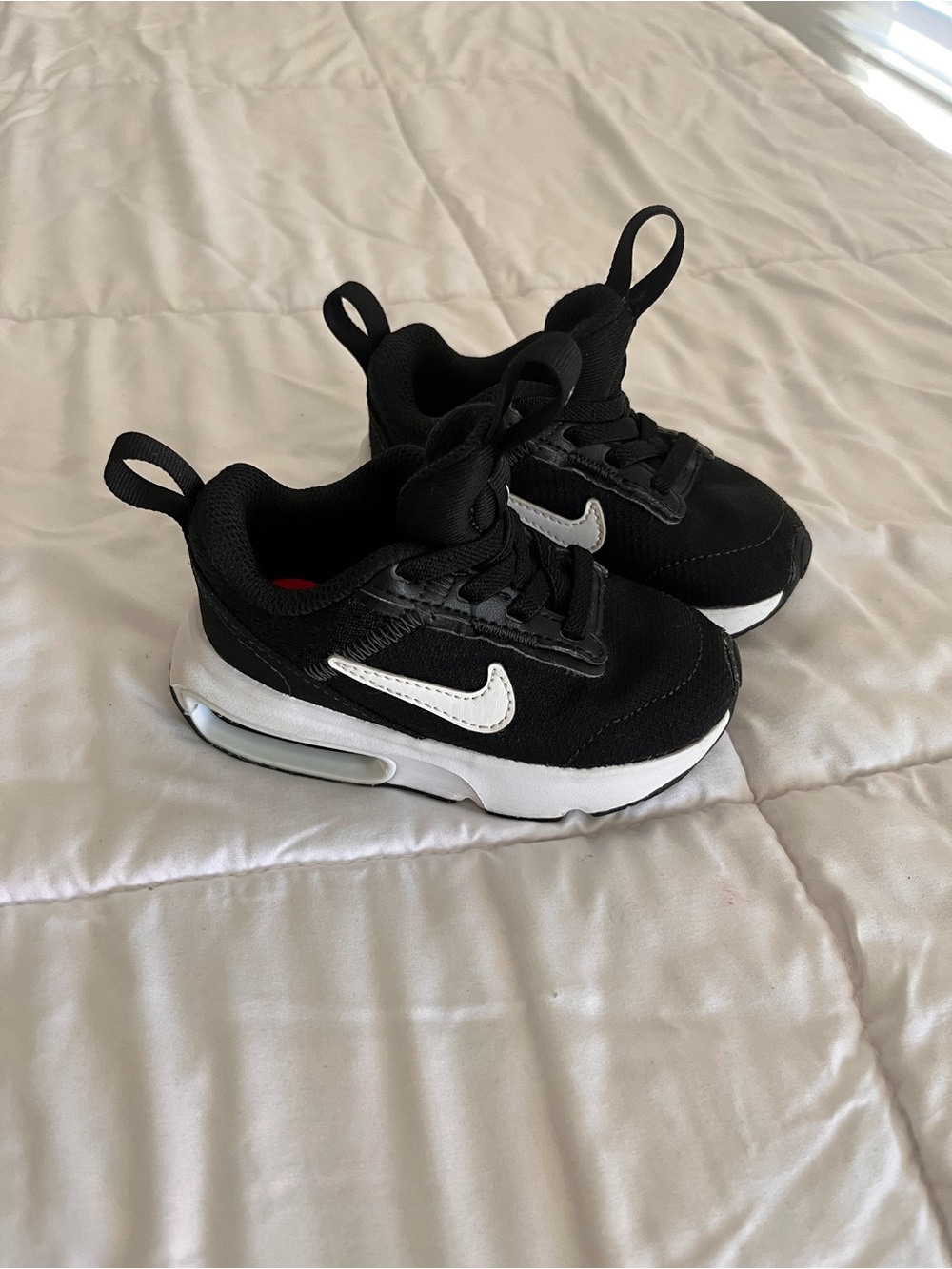 Nike Kids Black and White Air Bubble Sneakers